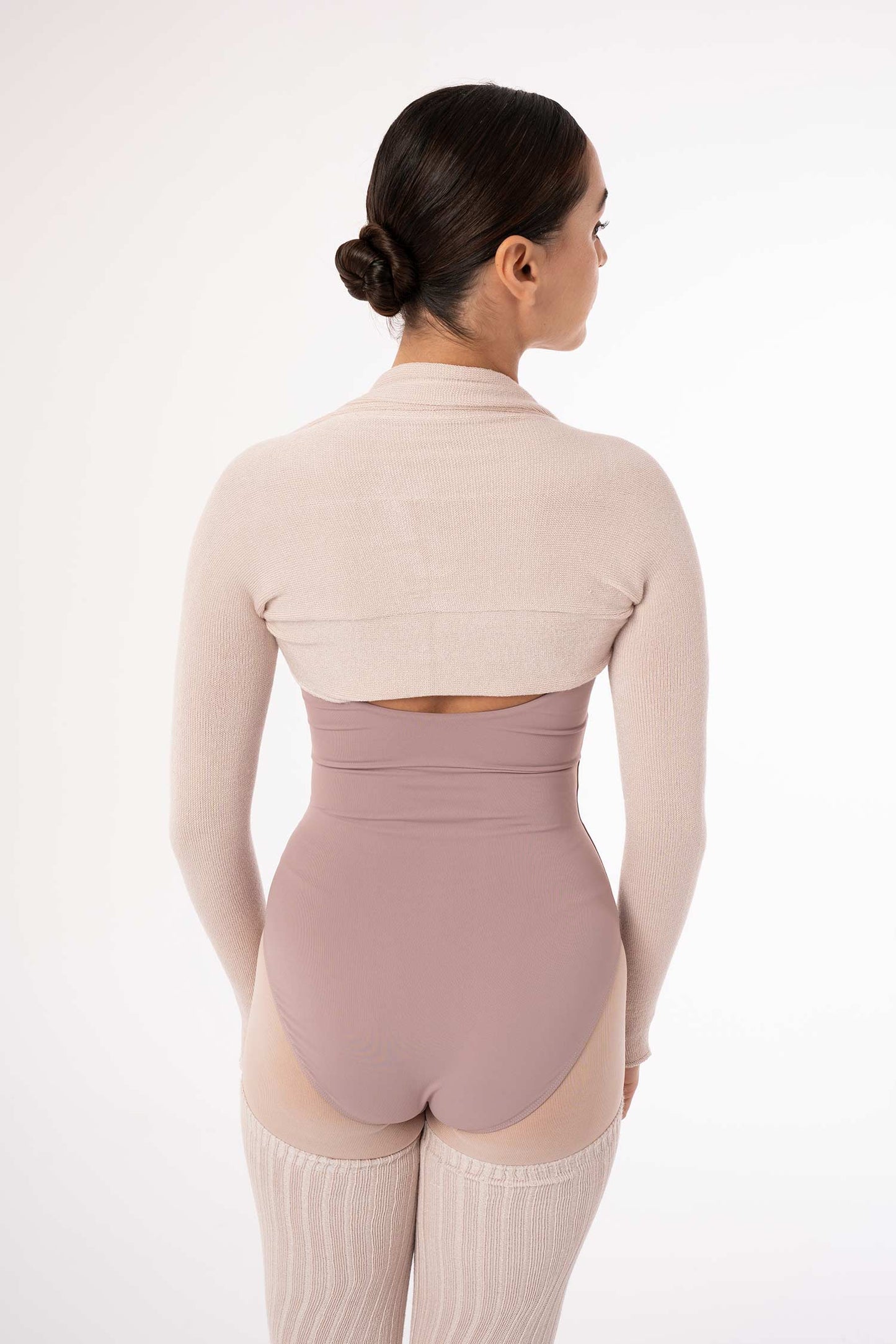 Intermezzo Darcy Knitted Warmup Shrug in Bamboo - Pale Cream