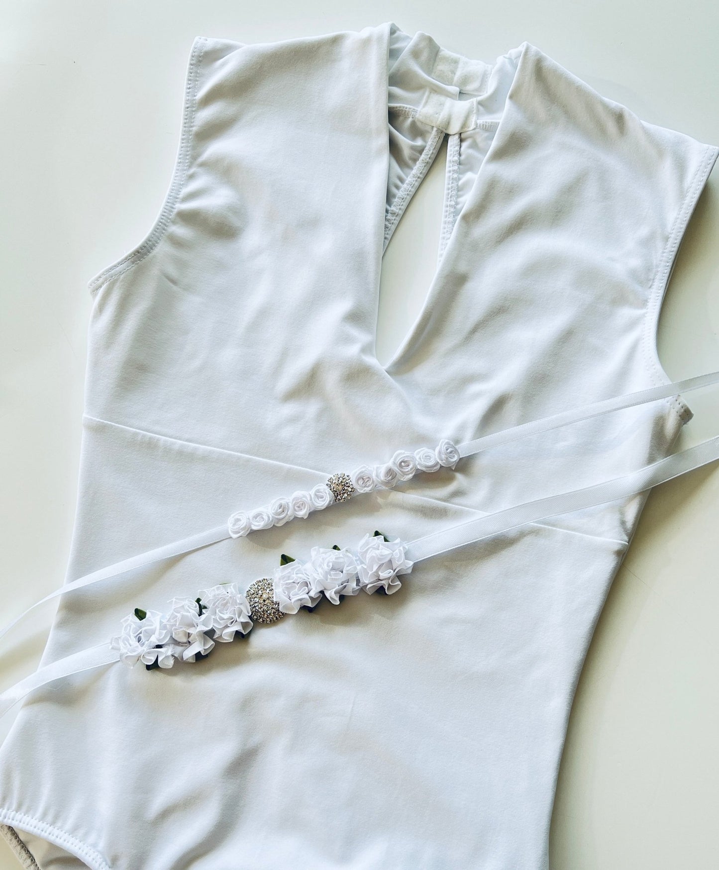THE COLLECTIVE DANCEWEAR Bun Wrap -The Big White Diamante#mBun wrapTHE COLLECTIVE DANCEWEAR