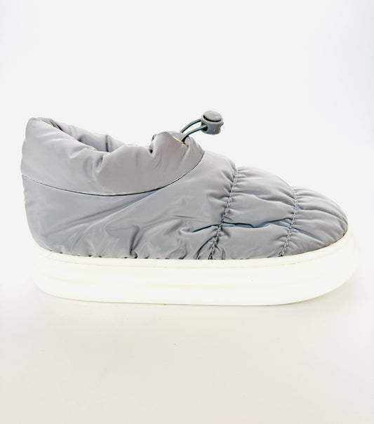 Cloud Bootie - With Toggle - Grey - THE COLLECTIVE DANCEWEARCloud Bootie - With Toggle - GreymWARM UP BOOTIESTHE COLLECTIVE DANCEWEAR