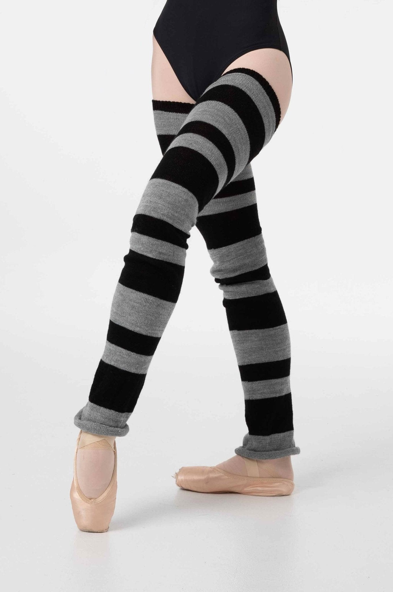 Intermezzo Polpay Long Legwarmers - Grey & Black - THE COLLECTIVE DANCEWEARIntermezzo Polpay Long Legwarmers - Grey & Black#mwarm upsTHE COLLECTIVE DANCEWEAR