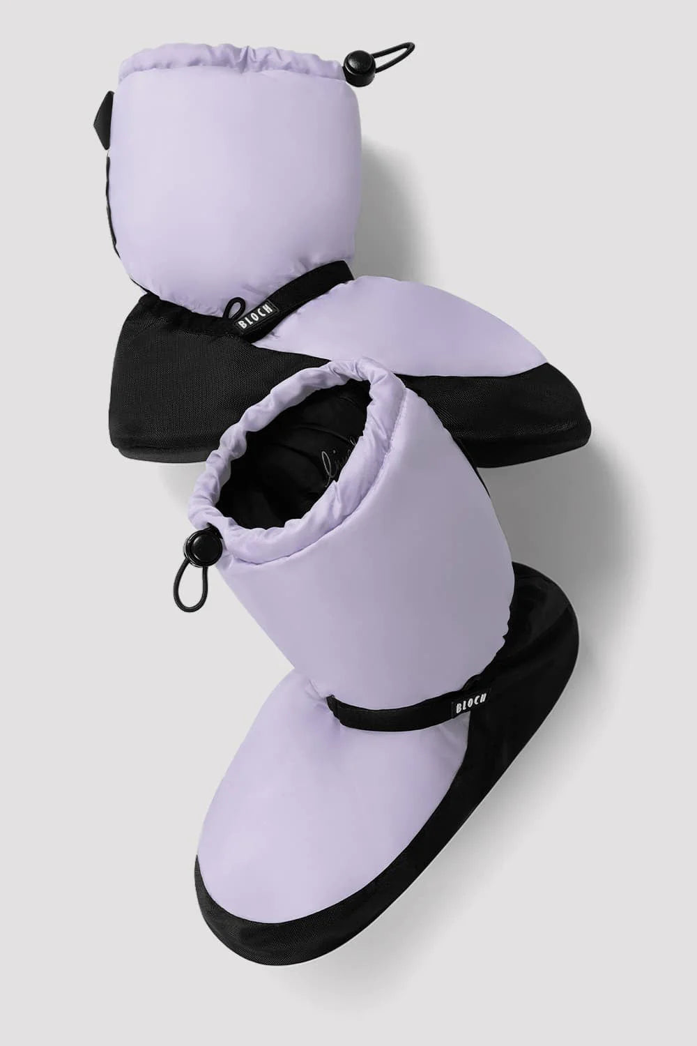 Bloch warm up bootie for dancers in lilac sold by The Collective Dancewear