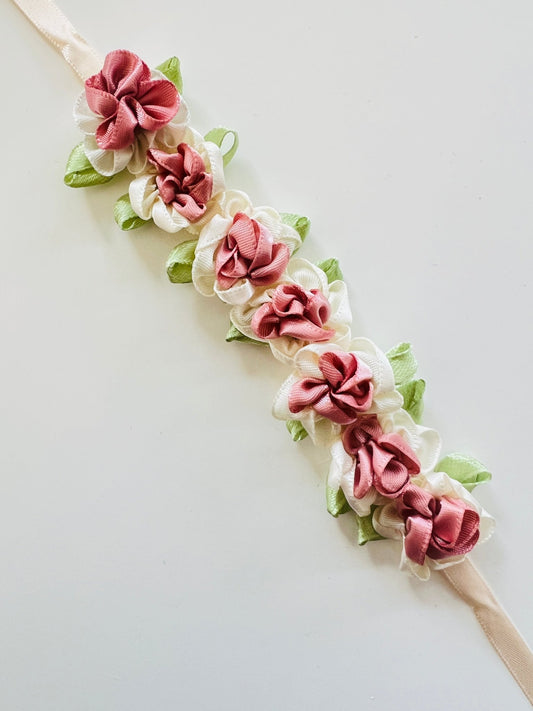 Bun Wrap - Antique Pink and Cream Peonies - THE COLLECTIVE DANCEWEARBun Wrap - Antique Pink and Cream PeoniesmBun wrapTHE COLLECTIVE DANCEWEAR
