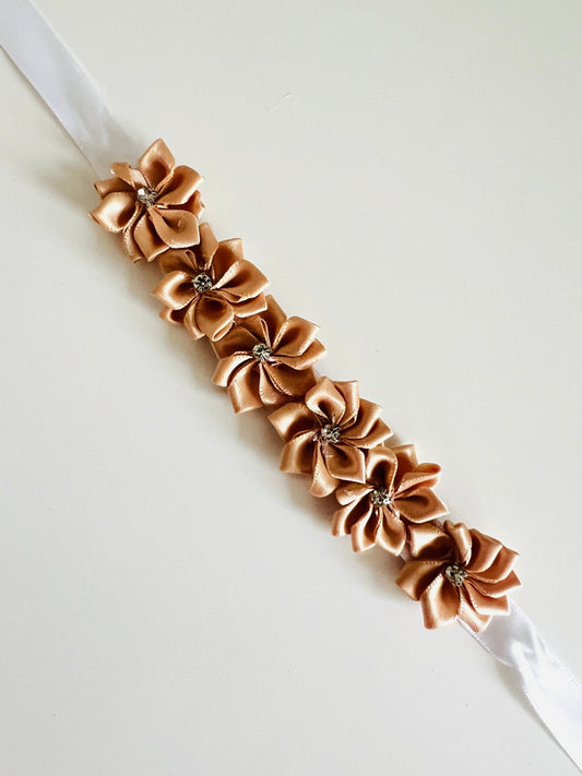 Bun Wrap - Beige Sparkles - THE COLLECTIVE DANCEWEARBun Wrap - Beige SparklesmBun wrapTHE COLLECTIVE DANCEWEAR