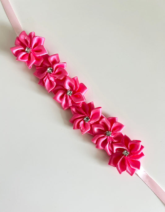 Bun Wrap - Bright Pink Sparkles - THE COLLECTIVE DANCEWEARBun Wrap - Bright Pink SparklesmBun wrapTHE COLLECTIVE DANCEWEAR