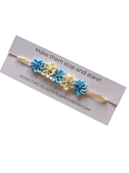 Bun Wrap - Cream & Sky Blue Sparkles - THE COLLECTIVE DANCEWEARBun Wrap - Cream & Sky Blue Sparkles#mBun wrapTHE COLLECTIVE DANCEWEAR