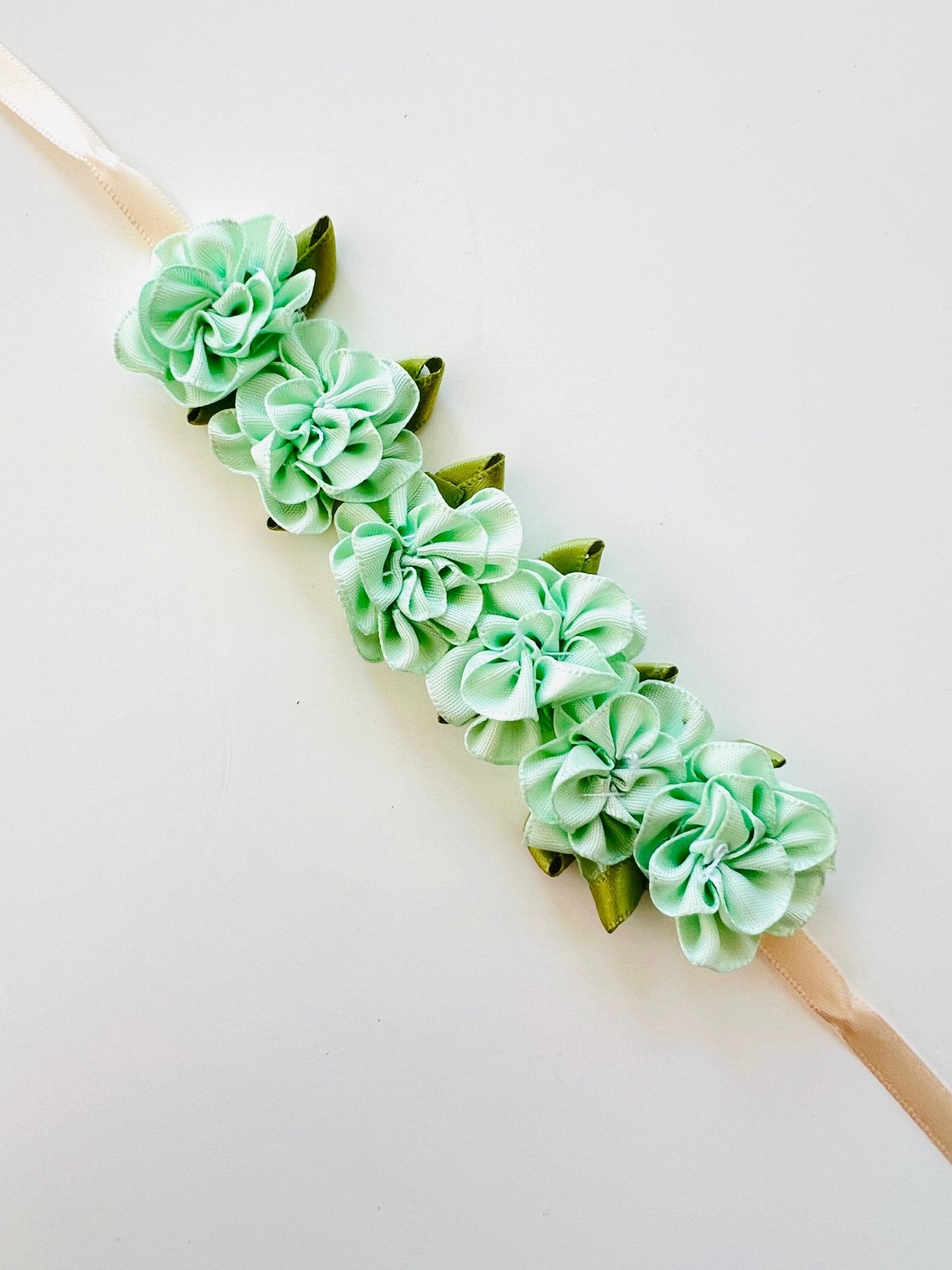 Bun Wrap - Mint Peonies - THE COLLECTIVE DANCEWEARBun Wrap - Mint PeoniesmBun wrapTHE COLLECTIVE DANCEWEAR
