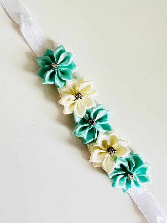 Bun Wrap - Mint & White Sparkles - THE COLLECTIVE DANCEWEARBun Wrap - Mint & White SparklesmBun wrapTHE COLLECTIVE DANCEWEAR