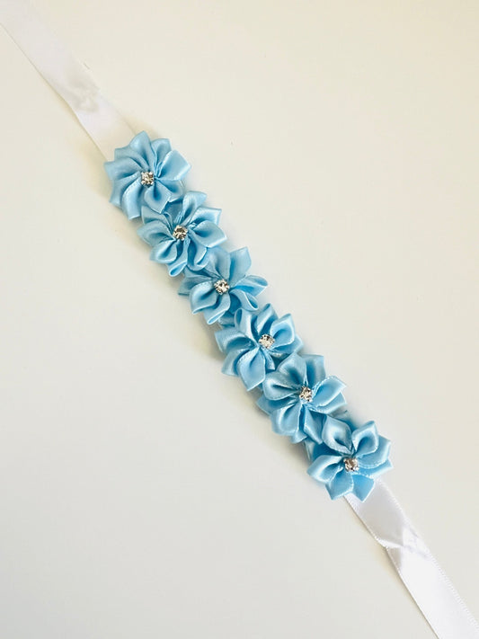 Bun Wrap - Sky Blue Sparkles - THE COLLECTIVE DANCEWEARBun Wrap - Sky Blue SparklesmBun wrapTHE COLLECTIVE DANCEWEAR