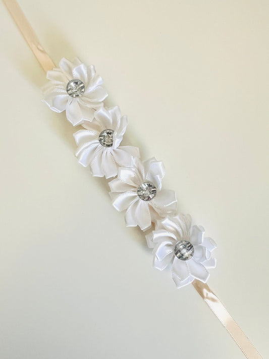 Bun Wrap - The Large Bling Rose - White - THE COLLECTIVE DANCEWEARBun Wrap - The Large Bling Rose - WhitemBun wrapTHE COLLECTIVE DANCEWEAR