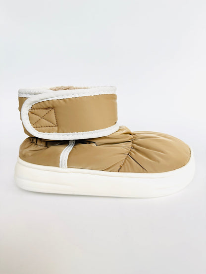 Cloud Bootie - Velcro - Tan - THE COLLECTIVE DANCEWEARCloud Bootie - Velcro - TanmWARM UP BOOTIESTHE COLLECTIVE DANCEWEAR
