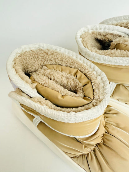 Cloud Bootie - Velcro - Tan - THE COLLECTIVE DANCEWEARCloud Bootie - Velcro - TanmWARM UP BOOTIESTHE COLLECTIVE DANCEWEAR