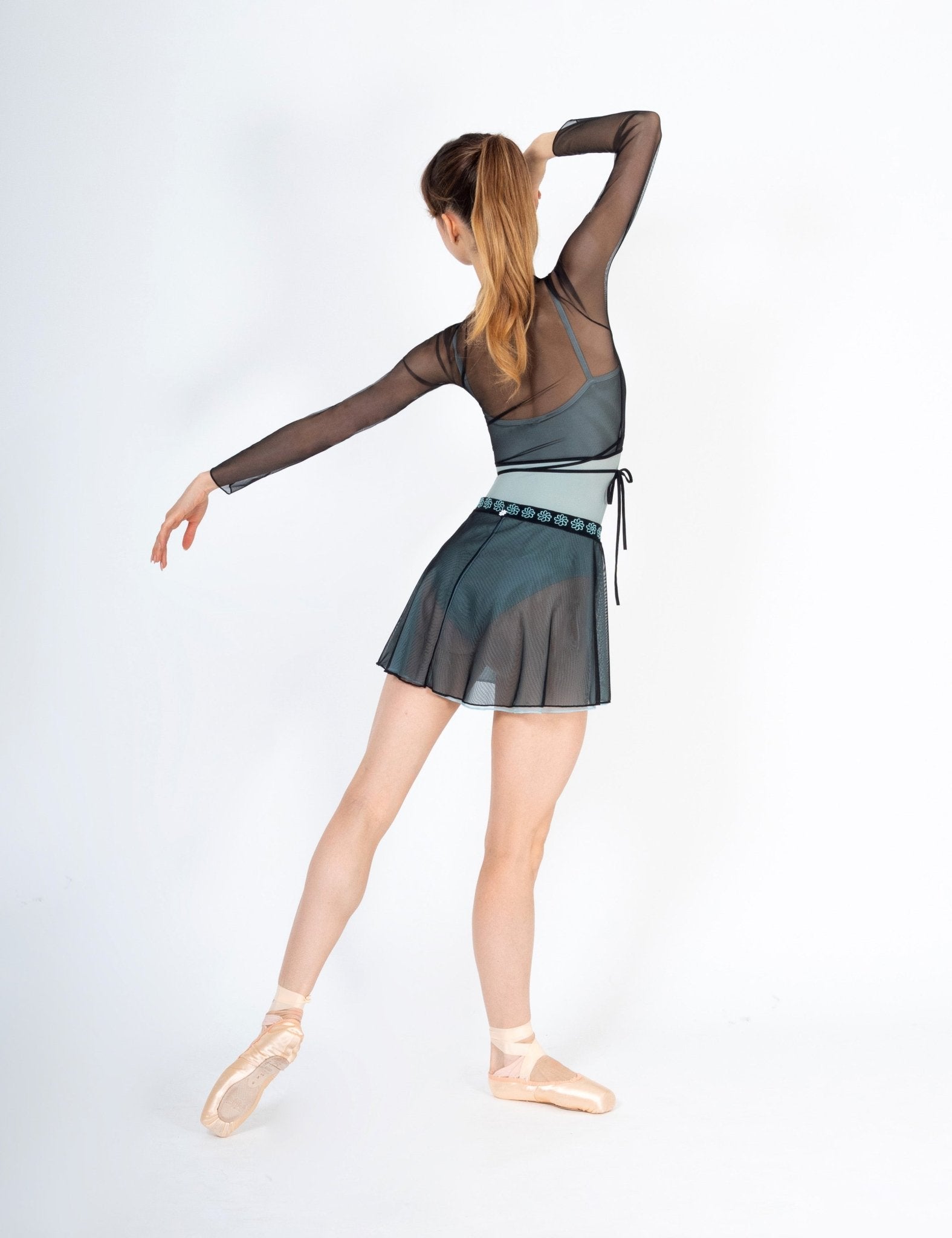 Dellalo Milano Ballet Wrap - THE COLLECTIVE DANCEWEARDellalo Milano Ballet WrapmLeotardTHE COLLECTIVE DANCEWEAR
