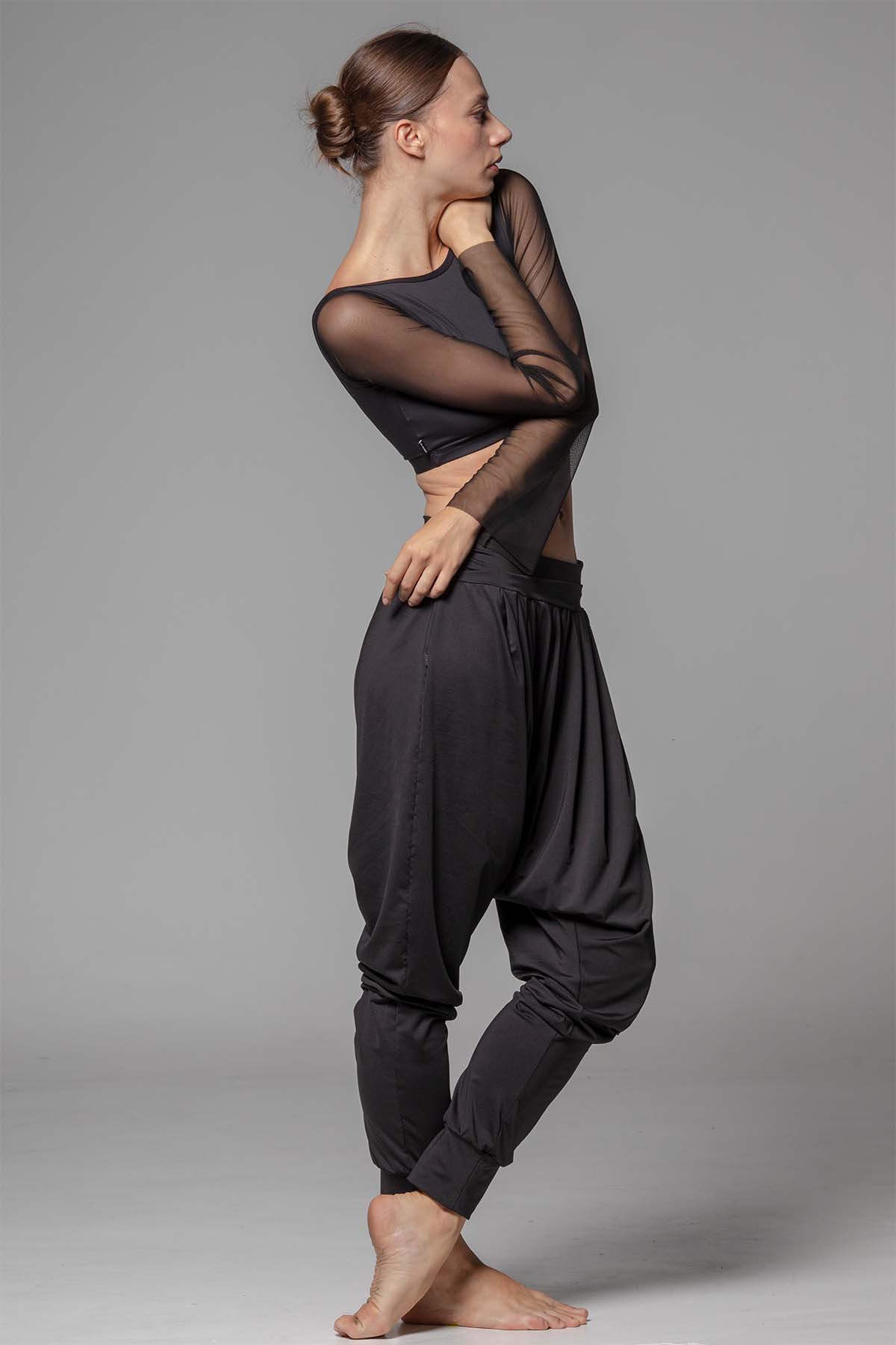 Diverso - The Contemporary Top - THE COLLECTIVE DANCEWEARDiverso - The Contemporary TopmWARMUPSTHE COLLECTIVE DANCEWEAR