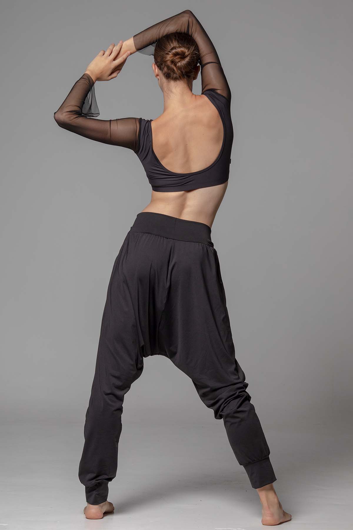 Diverso - The Contemporary Top - THE COLLECTIVE DANCEWEARDiverso - The Contemporary TopmWARMUPSTHE COLLECTIVE DANCEWEAR