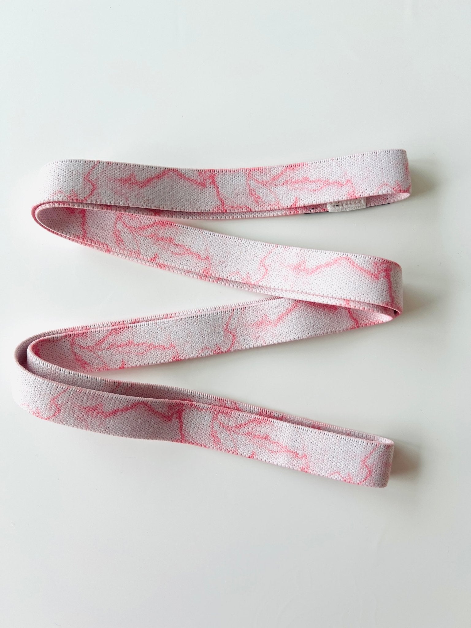 Flexibility Resistance Band - Pink Marble - THE COLLECTIVE DANCEWEARFlexibility Resistance Band - Pink Marble#mSTRENGTHENINGTHE COLLECTIVE DANCEWEAR