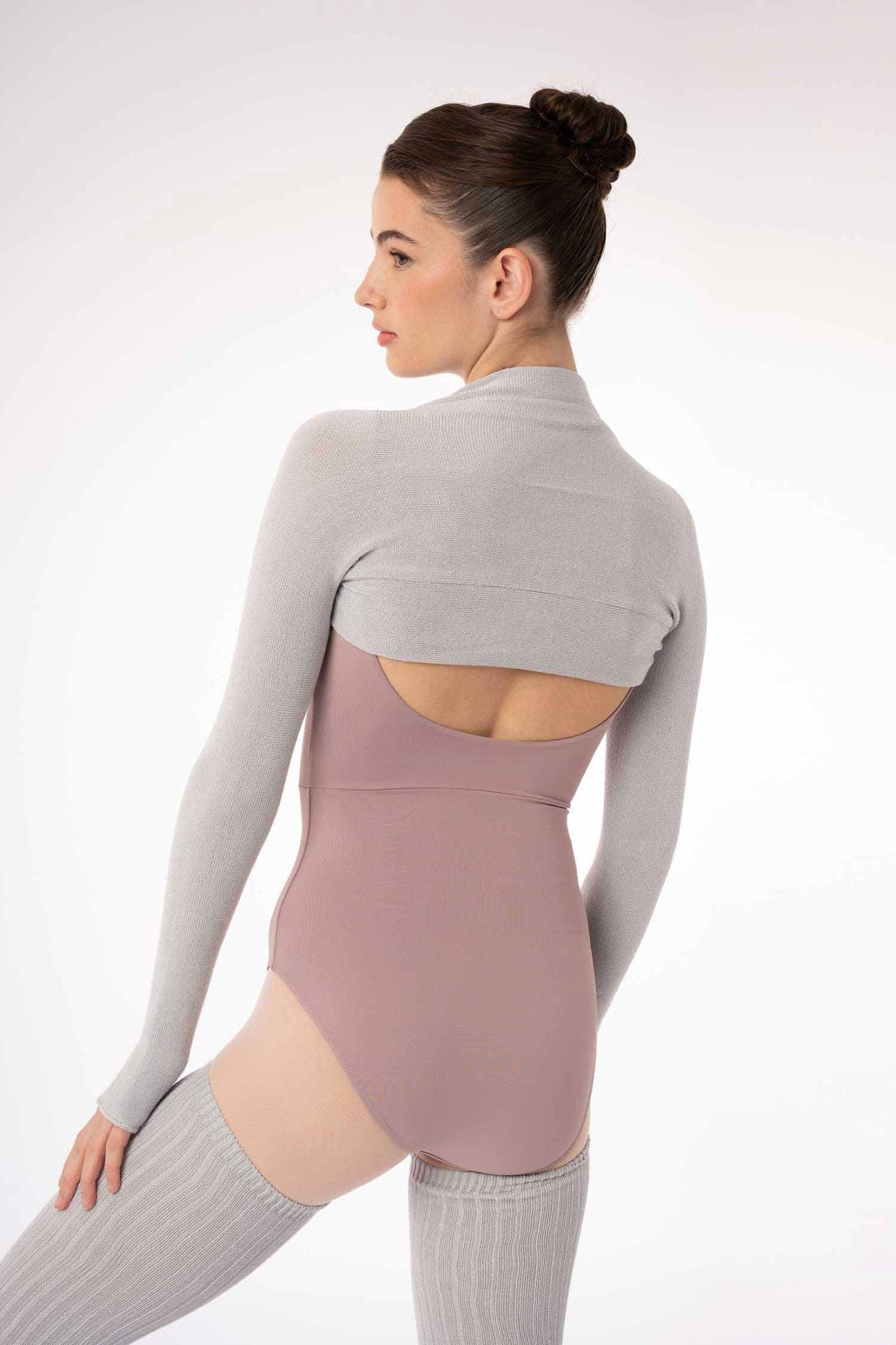 Intermezzo Darcy Knitted Warmup Shrug in Bamboo - Grey - Collective DancewearIntermezzo Darcy Knitted Warmup Shrug in Bamboo - Greymwarm upsCollective Dancewear