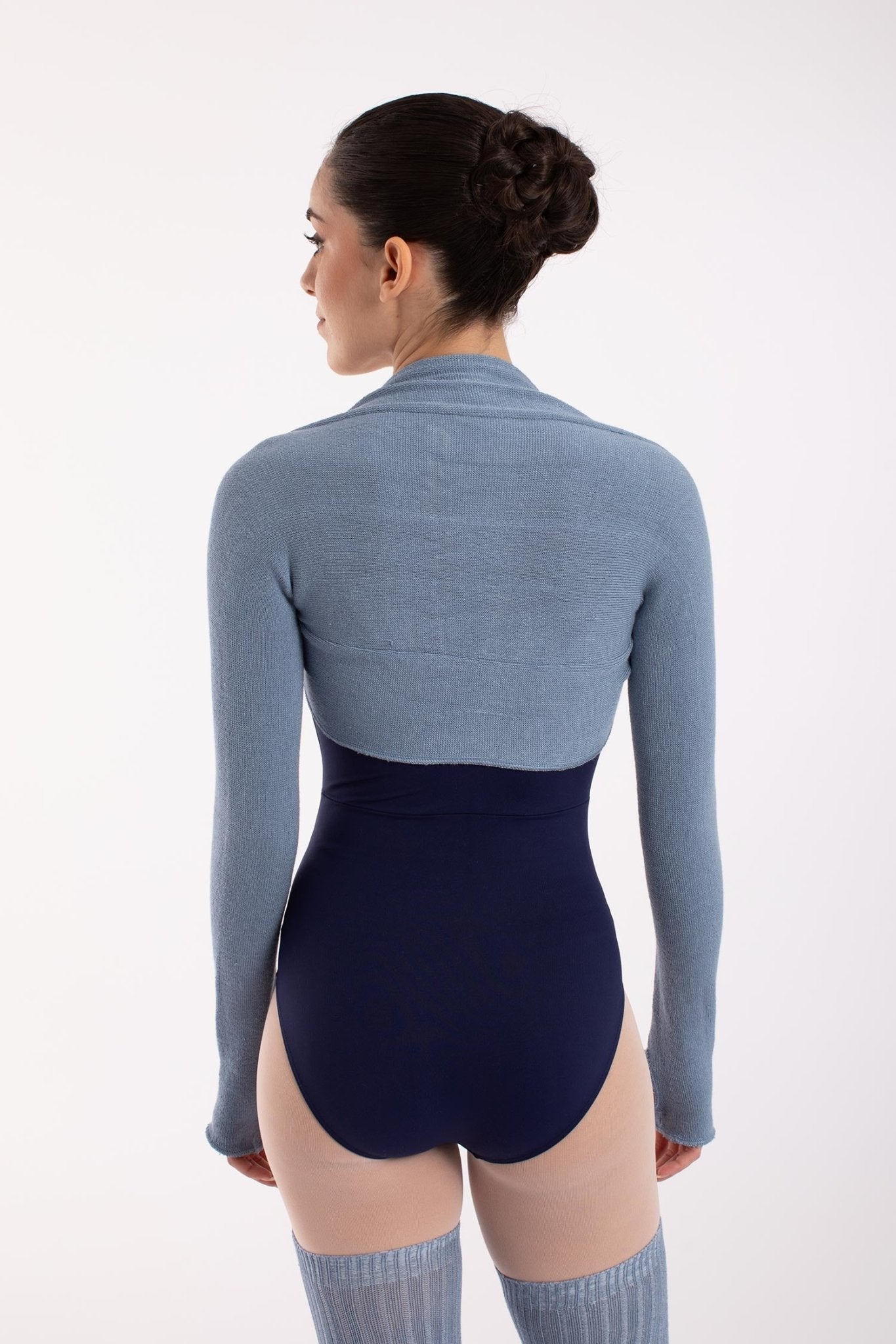 Intermezzo Darcy Knitted Warmup Shrug in Bamboo - Light Blue - THE COLLECTIVE DANCEWEARIntermezzo Darcy Knitted Warmup Shrug in Bamboo - Light Bluemwarm upsTHE COLLECTIVE DANCEWEAR