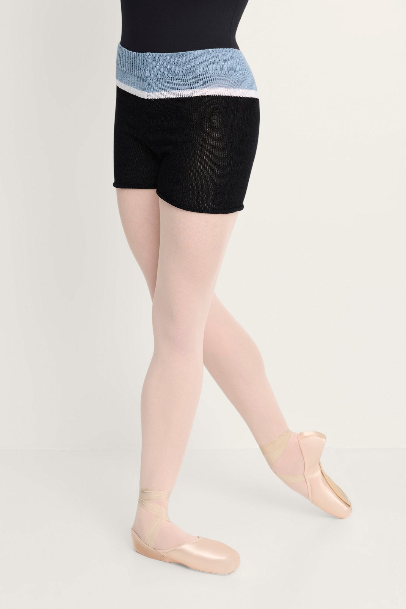 Intermezzo Hera Knitted Warmup Shorts - Blue - THE COLLECTIVE DANCEWEARIntermezzo Hera Knitted Warmup Shorts - Bluemwarm upsTHE COLLECTIVE DANCEWEAR