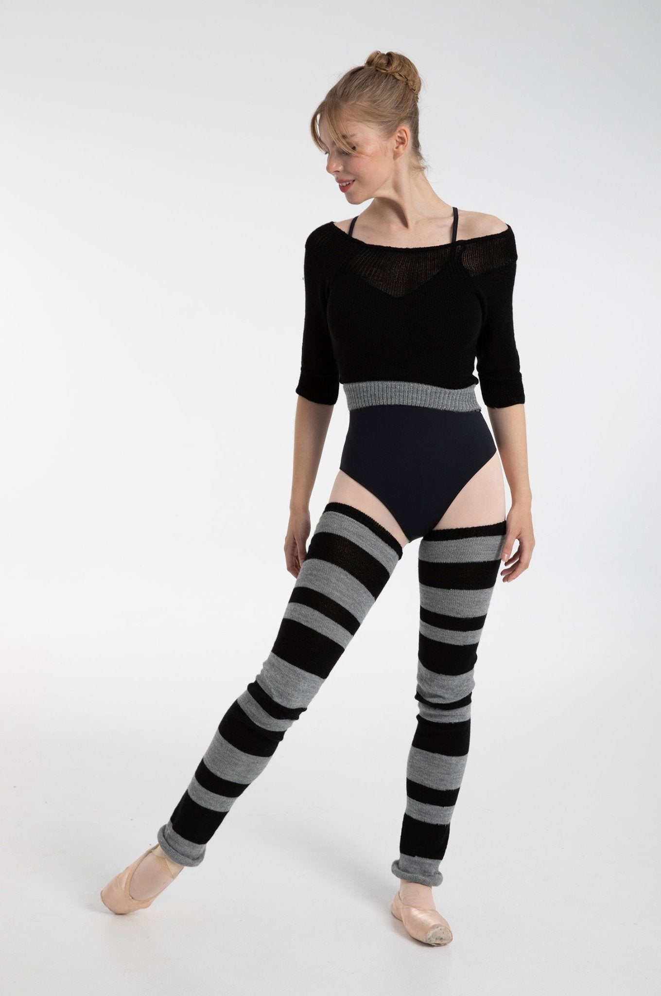 Intermezzo Polpay Long Legwarmers - Grey & Black - THE COLLECTIVE DANCEWEARIntermezzo Polpay Long Legwarmers - Grey & Black#mwarm upsTHE COLLECTIVE DANCEWEAR