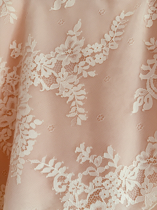 Lace Short Wrap Skirt - Antique Cream - THE COLLECTIVE DANCEWEARLace Short Wrap Skirt - Antique CreammSKIRTTHE COLLECTIVE DANCEWEAR