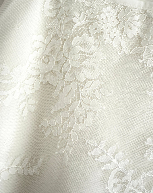 Lace Short Wrap Skirt - White - THE COLLECTIVE DANCEWEARLace Short Wrap Skirt - WhitemSKIRTTHE COLLECTIVE DANCEWEAR