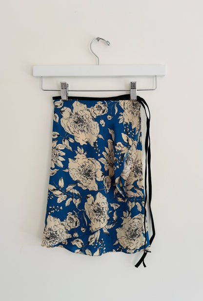 MaeWear Short Wrap Skirt - Joy - THE COLLECTIVE DANCEWEARMaeWear Short Wrap Skirt - JoymSKIRTTHE COLLECTIVE DANCEWEAR