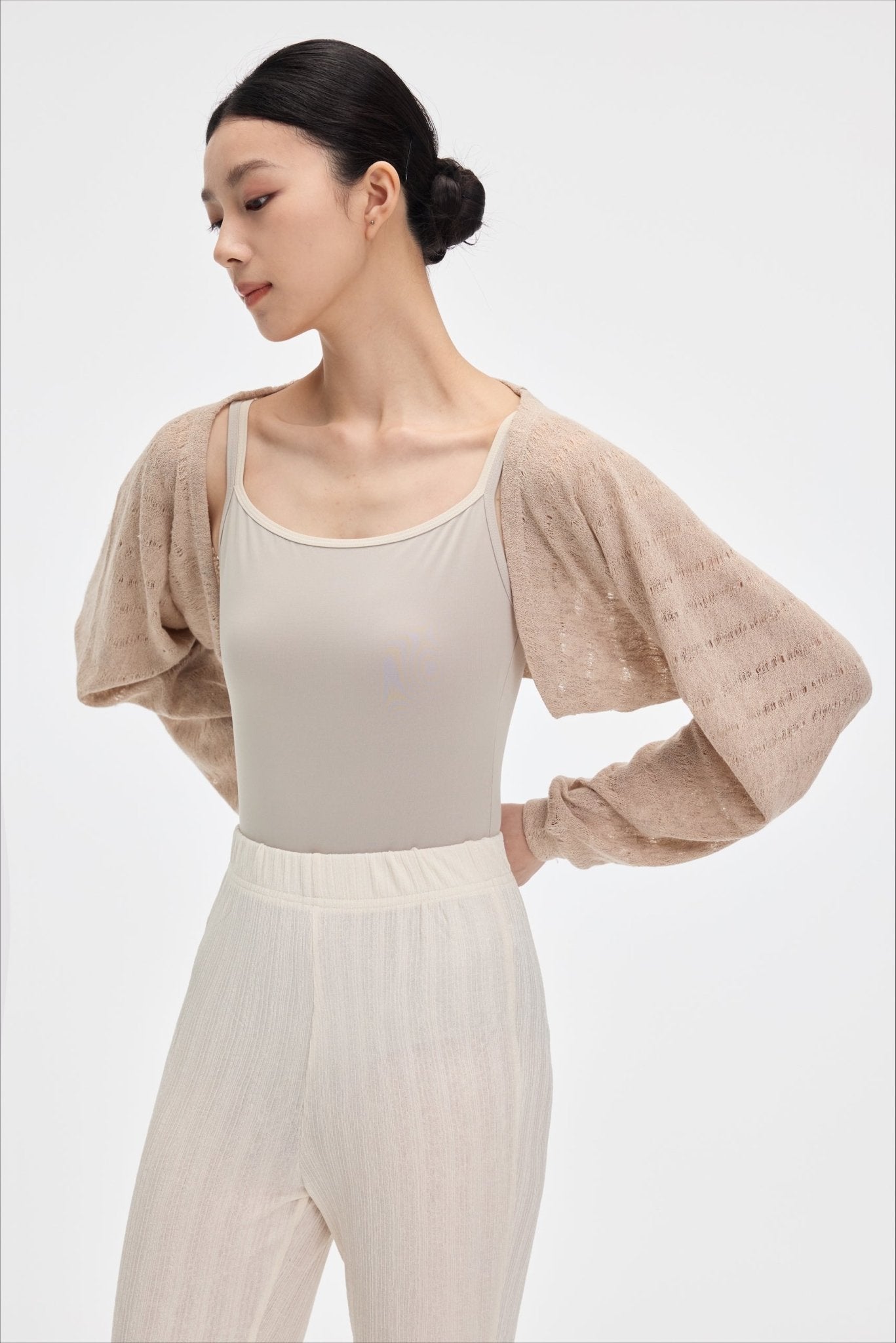 Sonnet Dance The Ballet Shrug - Gold - THE COLLECTIVE DANCEWEARSonnet Dance The Ballet Shrug - GoldmTOPTHE COLLECTIVE DANCEWEAR