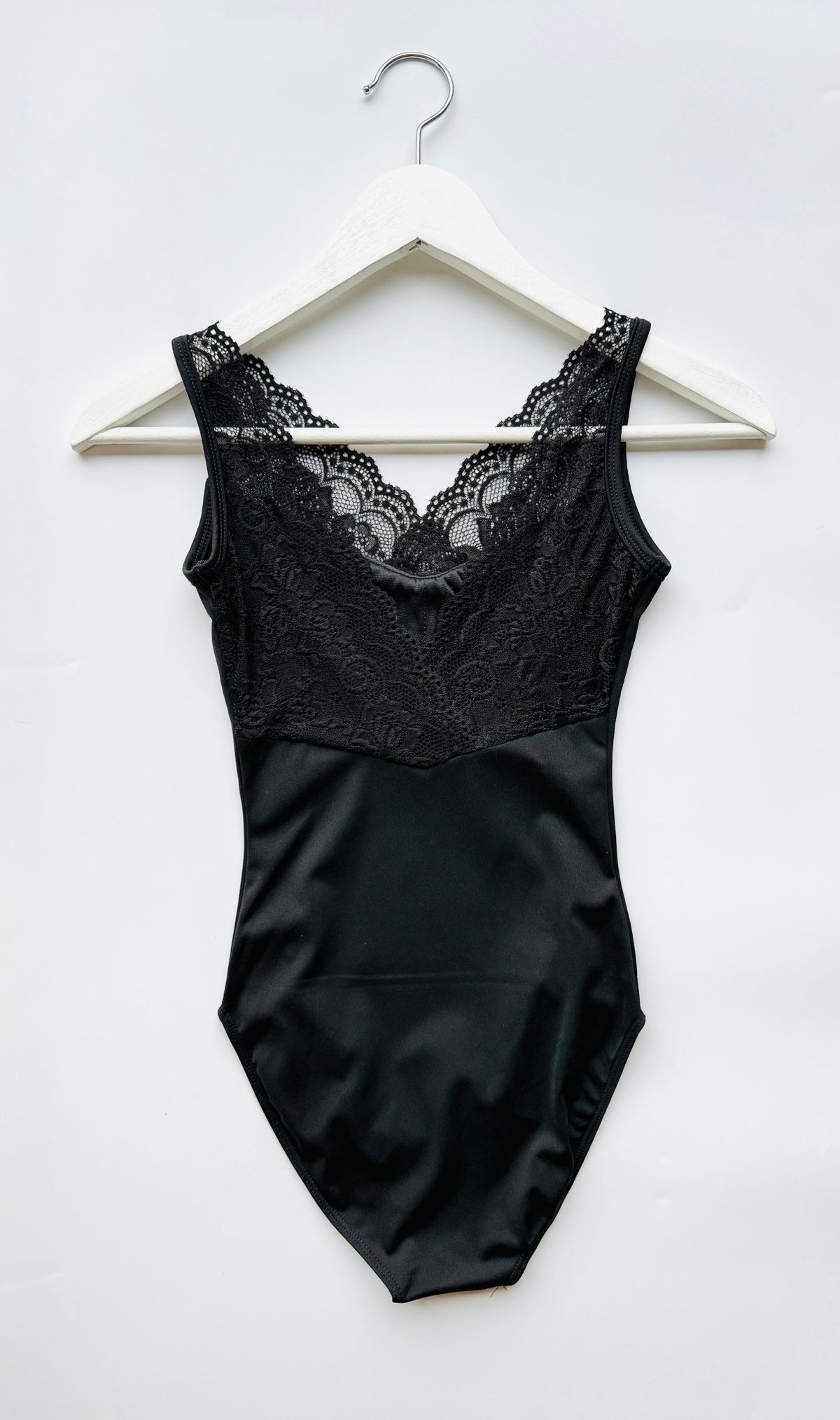 The V Neck Lace Leotard - Black - Collective DancewearThe V Neck Lace Leotard - Black#mLeotardCollective Dancewear