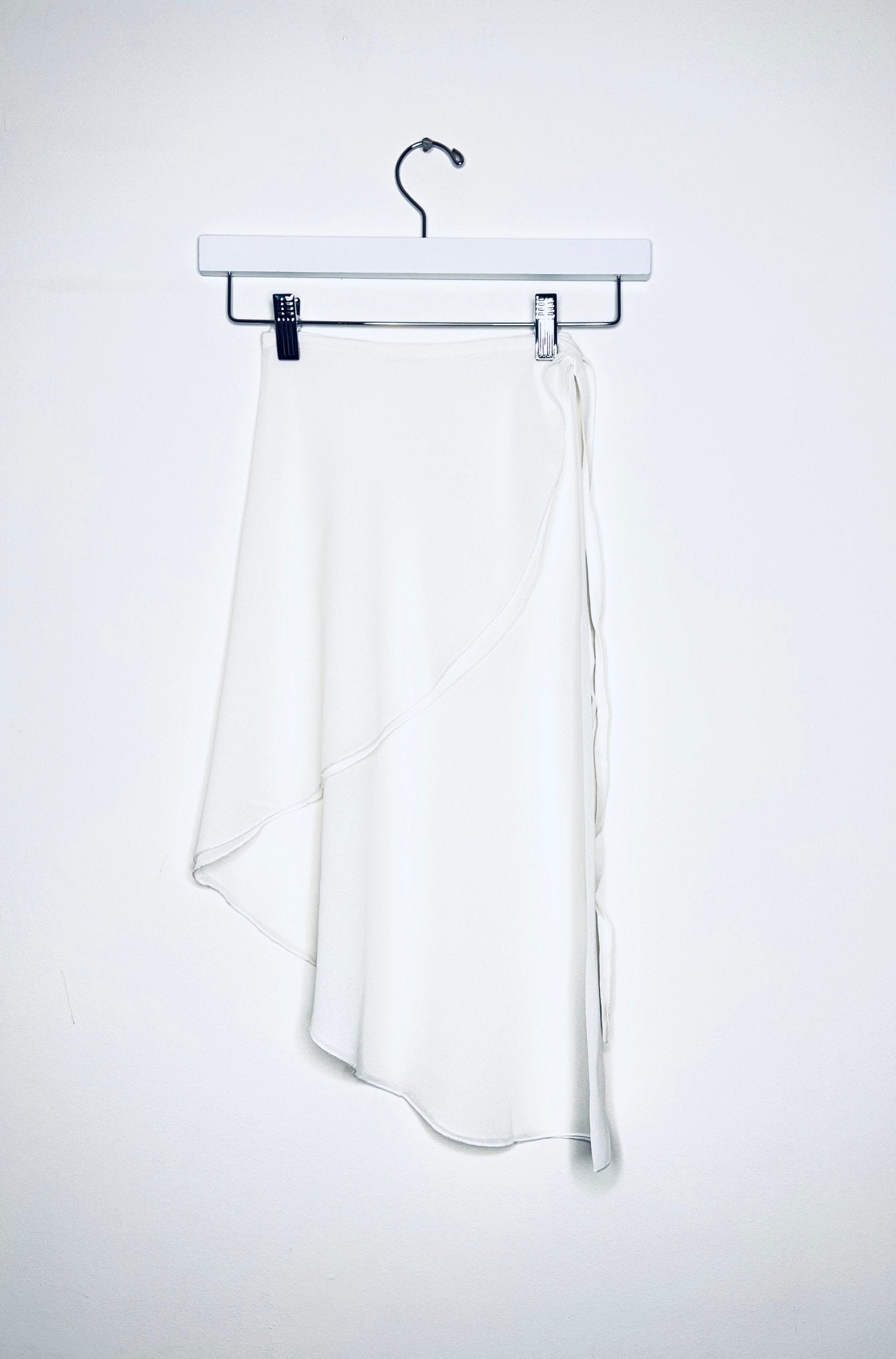 Wrap Skirt Long - White - THE COLLECTIVE DANCEWEARWrap Skirt Long - White#mSkirtTHE COLLECTIVE DANCEWEAR